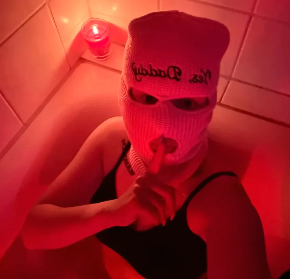 Aya, 27 anni